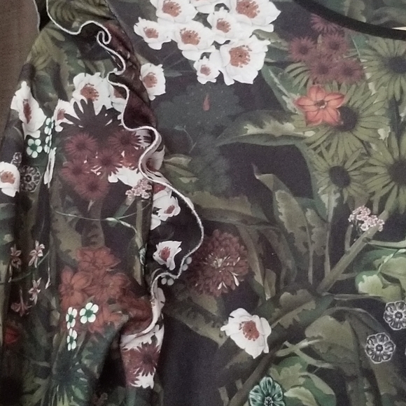 Zara green floral stretch tunic size S - Picture 2 of 3